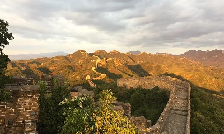 PRIVATE 2-D all-inclusive Great Wall Hike Gubeikou-Simatai West