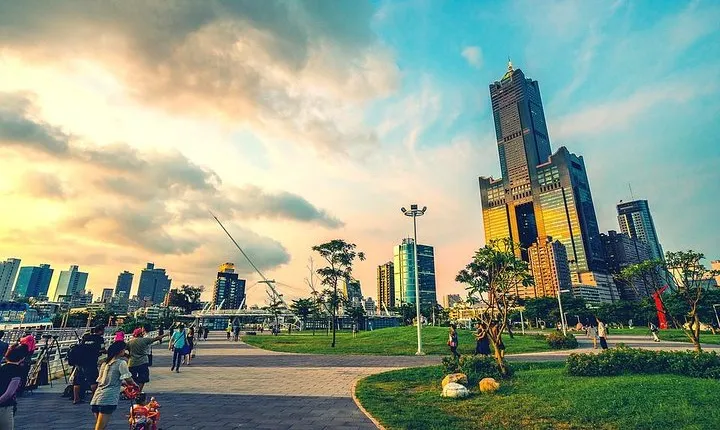 Kaohsiung Like a Local: Customized Private Tour