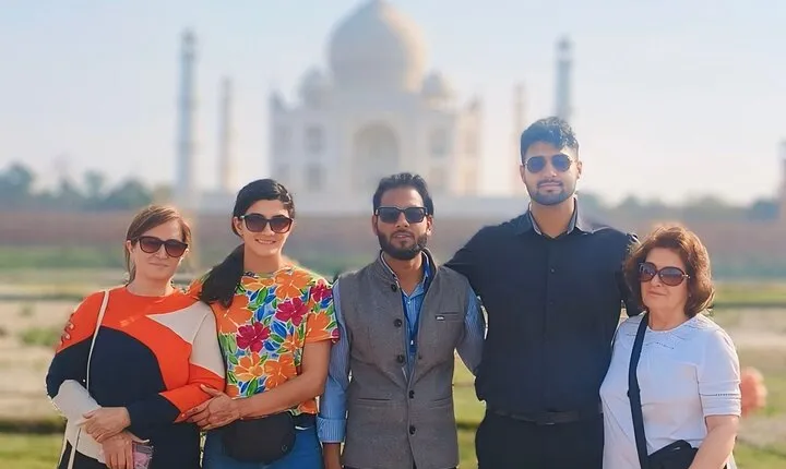 Same Day Agra Tour to Taj Mahal, Agra Fort & Itmad-ud-Daula