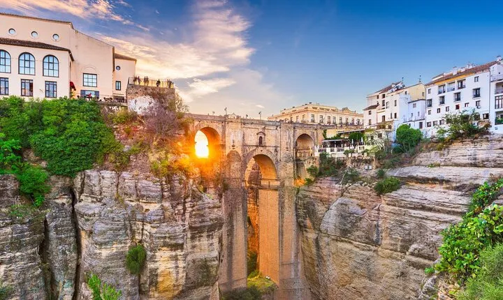 Ronda Village Guided Tour from Costa del Sol