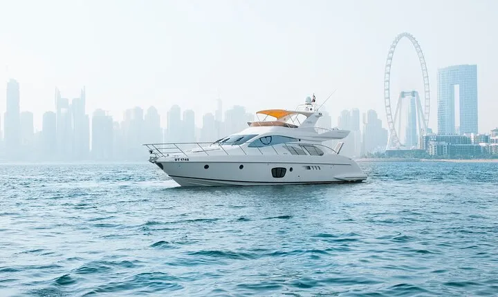 2 hours Dubai private luxury yacht 55ft tour
