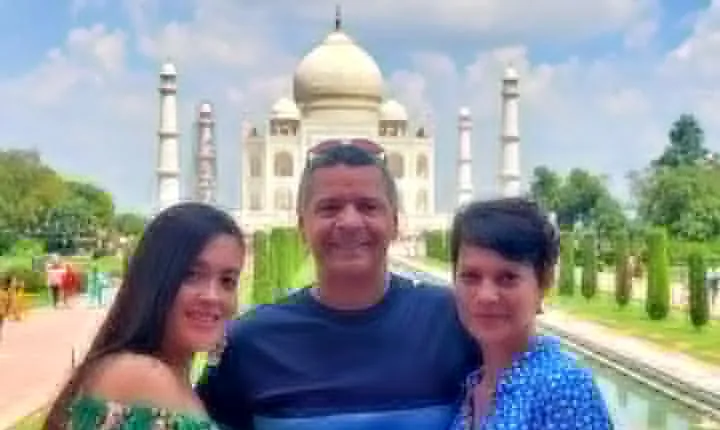 Taj Mahal Private Guided Tour from Delhi with Multi Option