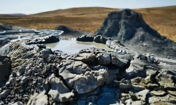4 Hour Private Gobustan and Mud Volcano tour