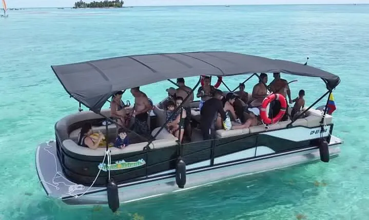 Private Pontoon Day by the Aquarium and San Andres Bay