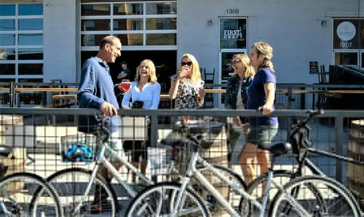 Bike & Brew: Beautiful Denver Downtown Tour by E-Bike or Bicycle