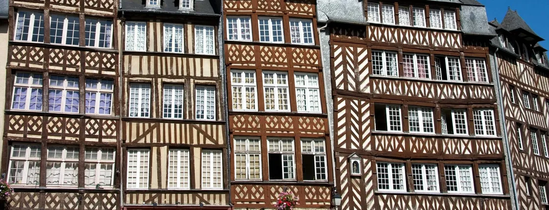 Rennes city highlights walking tour with a local guide