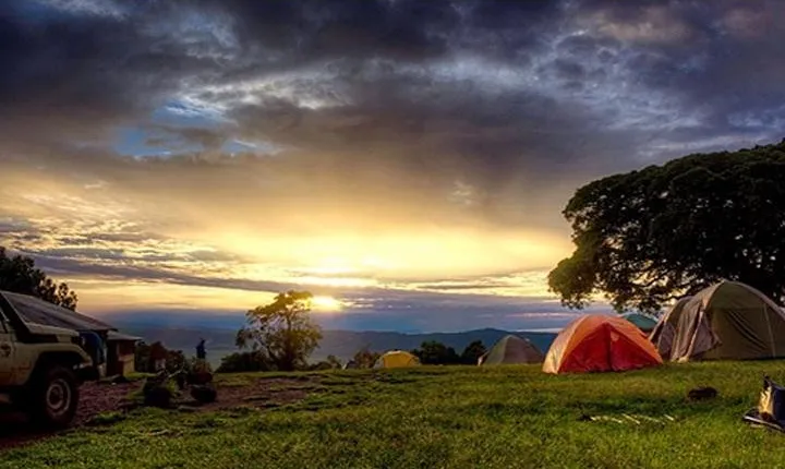 6 Days: Classic Camping( Tarangire, Manyara, Serengeti And Ngorongoro).