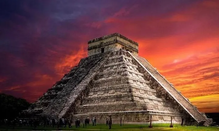 Chichen Itza Amazing tour!! 8 wonder