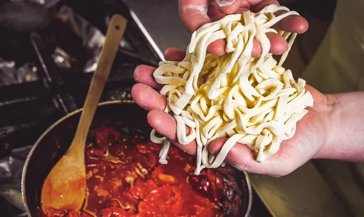 Taste Perugia: A Full Meal Walking Food Tour by Do Eat Better