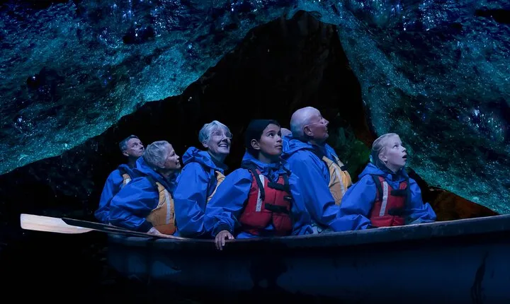Rotorua Evening Big Kanu Starlight Tour