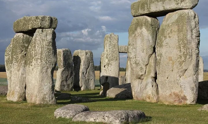 Stonehenge Roman Bath Private Tour with Admission