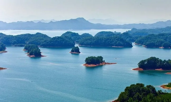 Private Transfer between Hangzhou City Center and Qiandao Lake