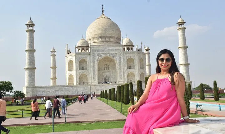 2 Days Overnight Taj Mahal & Agra Tour From Delhi