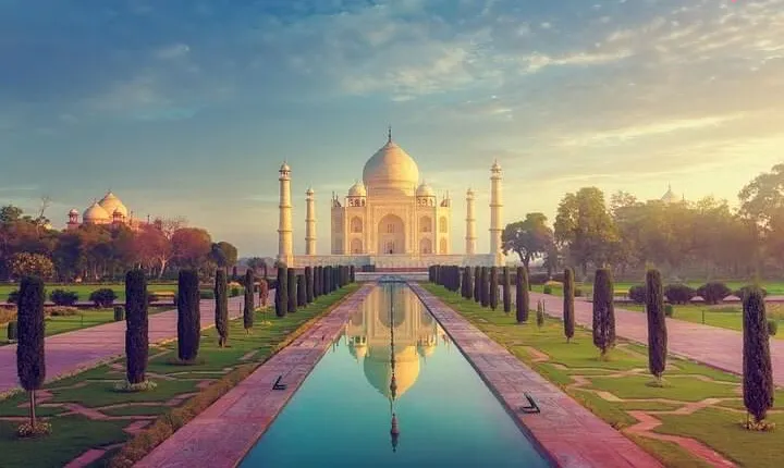 4 Days Golden Triangle Tour from Delhi