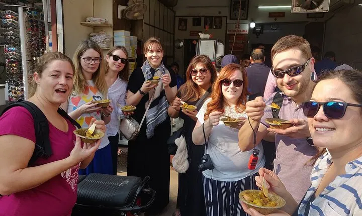 Old Delhi Tour by Tuk-Tuk Street Food and Shopping Experience