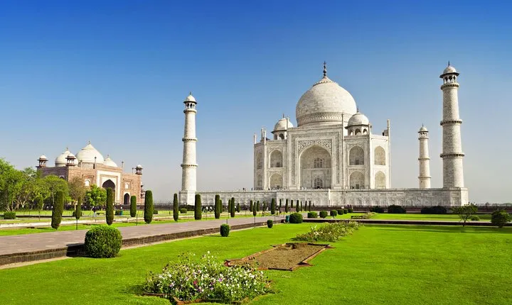 One Day Agra ( Taj Mahal ) private Tour from Delhi