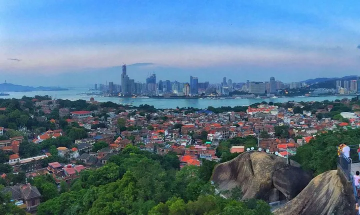 Private Day Tour: Gulangyu Island And Jimei Study Village From Xiamen