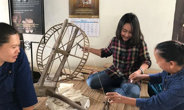 Chiang Mai - Small Group : Weaving Experience in a Local Village