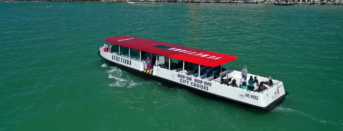 Venice and Lagoon Islands hop-on hop-off tour with audio guide