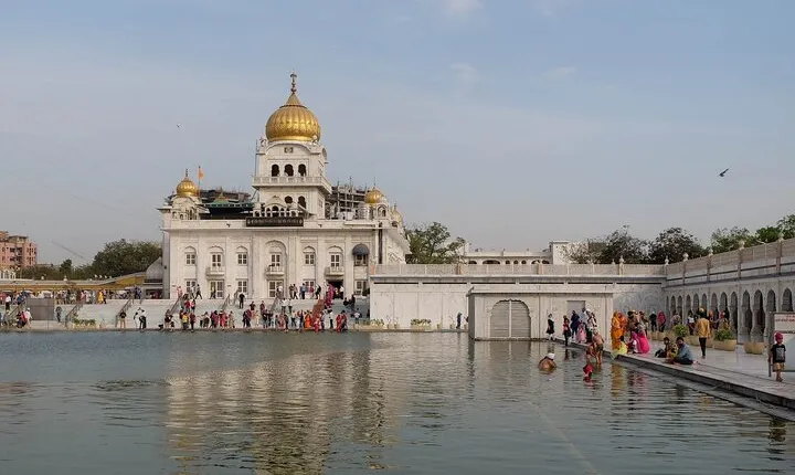Private Delhi Temples and Spiritual Sites Tour