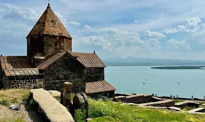 Full Day Tour Exploring Armenia from Georgia