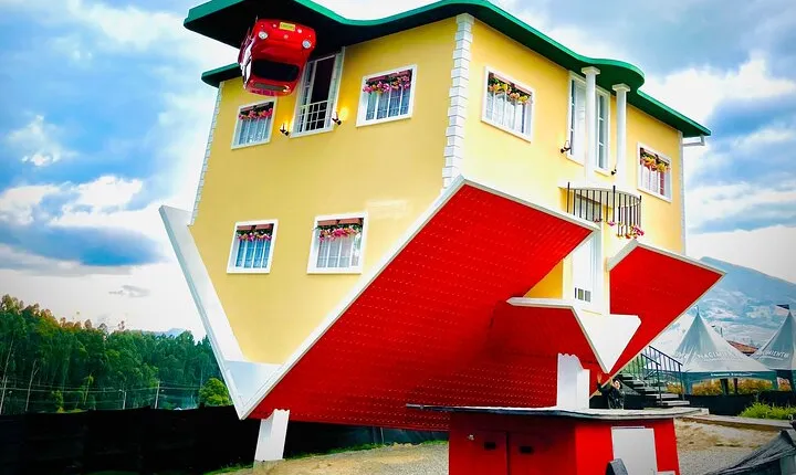 Tour Casa Loca, Laguna de Guatavita y pueblo de Guatavita