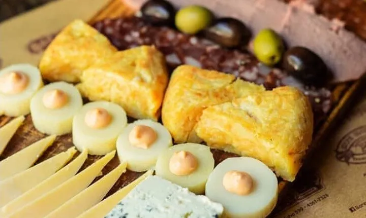 Buenos Aires Gastronomic Immersion Tour