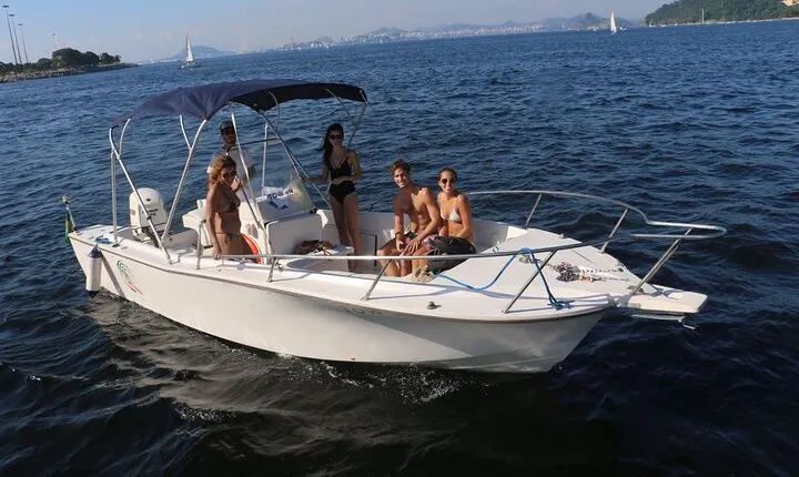 Half-day Swim & Fun Boat Tour in Rio