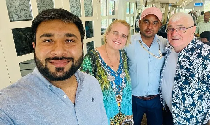 All Inclusive Day Trip to Taj Mahal, Agra Fort and Baby Taj from Delhi by Car