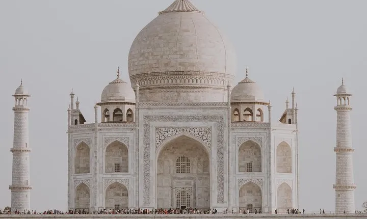 Same day Taj Mahal and Agra Fort day tour from Delhi