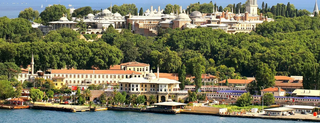 Topkapi Palace Fast Track Ticket, Highlights Tour and Audio Guide