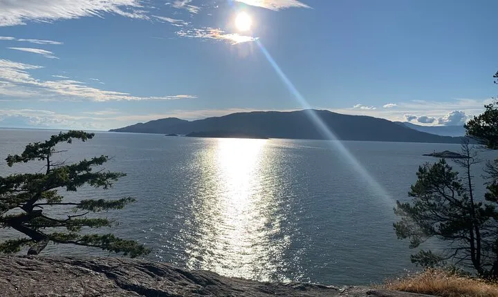 Lighthouse Park Hike
