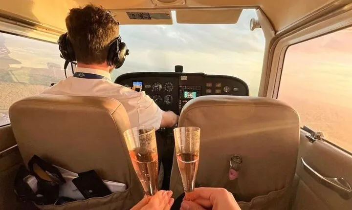 Miami Beach: Luxury Plane Tour with Free Champagne