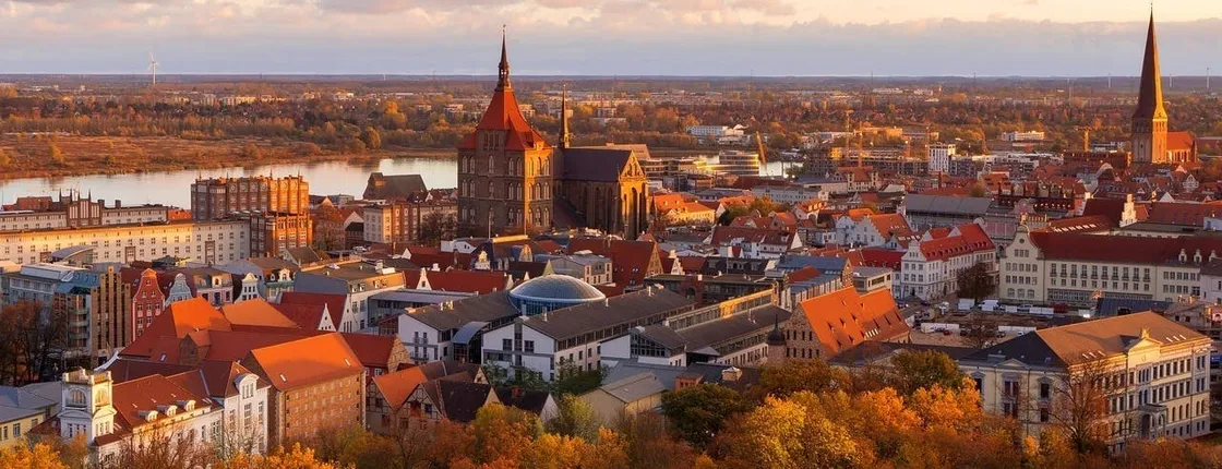 1-hour walking tour of Rostock with a local