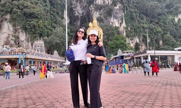 Full-Day Cameron Highlands & Batu caves Tour
