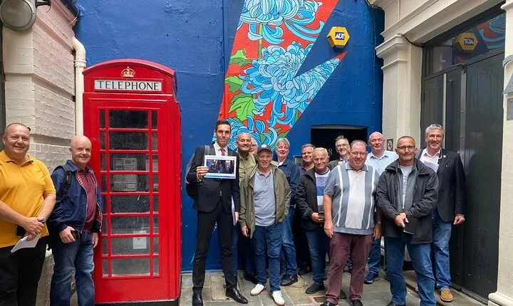 Private Rock n Roll History Tour of London in an Iconic Black Cab