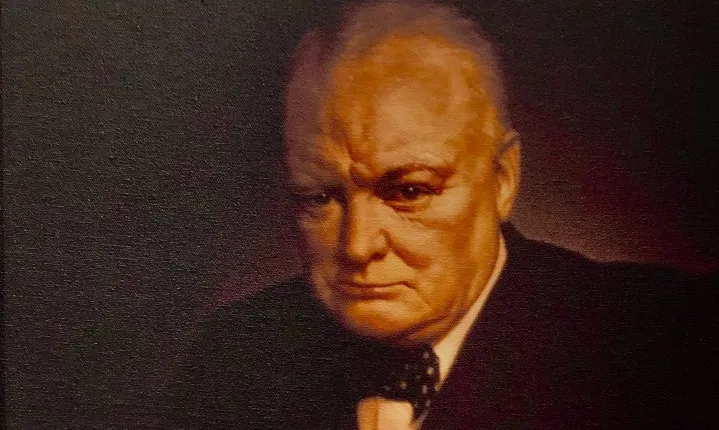 Winston Churchill Private Walking Tour in and around London 