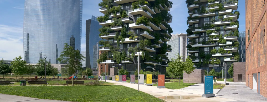 Private tour of Milan skyline