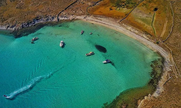 Private Cruise: PAROS – DELOS – RHENIA - MYKONOS