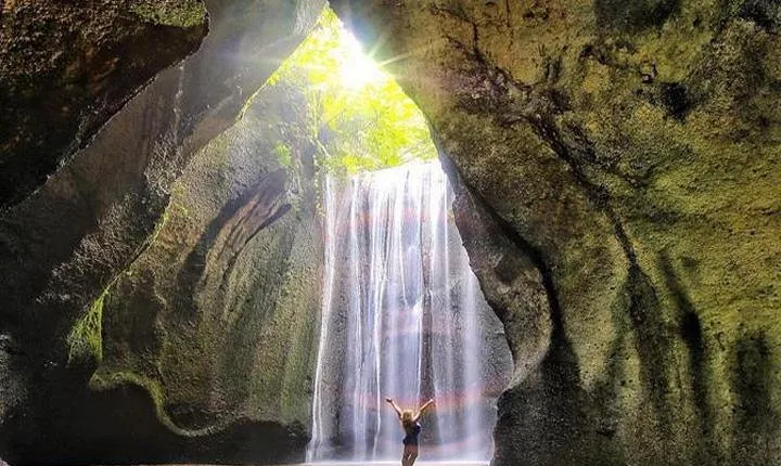 A Day Trip to Tukad Cepung & Rice Terrace