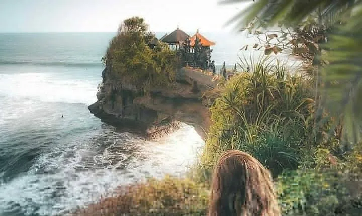 Tanah Lot Temple Tour With Uluwatu Temple & Shopping