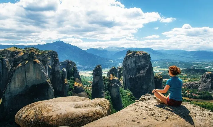 From Athens: Full Day Tour in Meteora