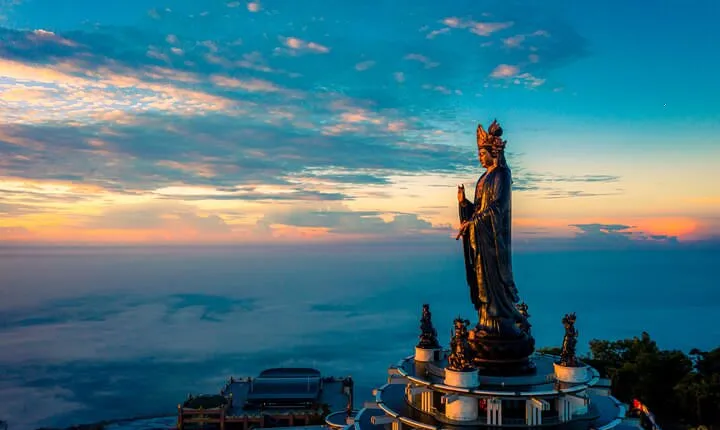 Black Virgin Peak, Cu Chi Tunnels & Cao Dai Temple - Private Tour