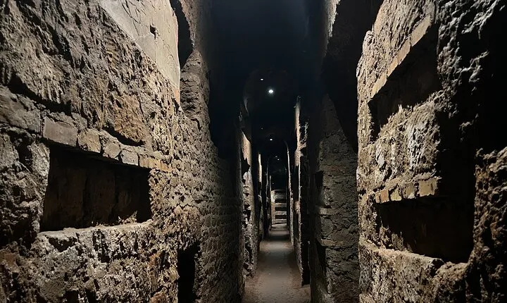Exclusive Golf-Cart Tour Catacombs of Rome