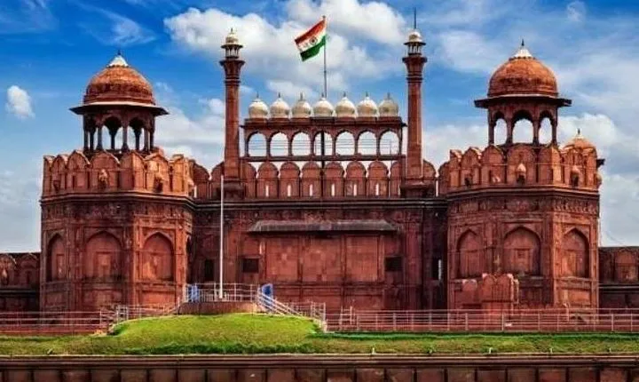 Explore The Red Fort With Private Guide And Breakfast
