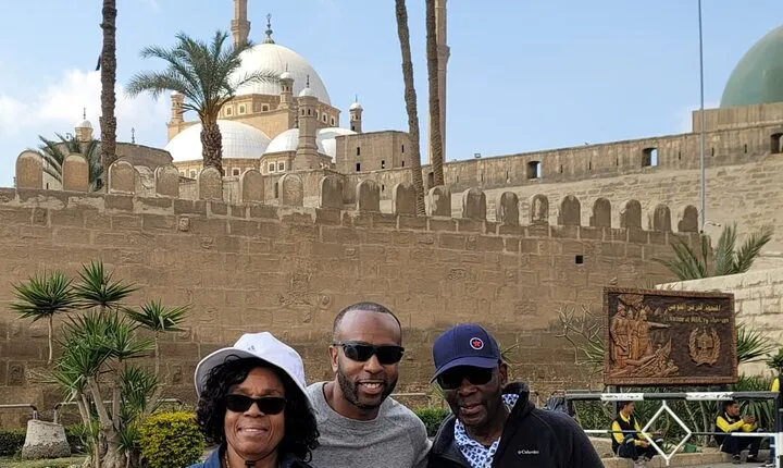 Private Egyptian Museum, Citadel and Old Cairo Tour with Lunch