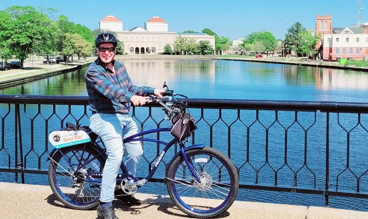 Full-Day Electric Bike Rental in Norfolk