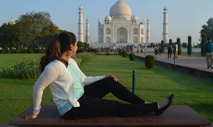 Taj Mahal Tour From Any Hotel in Agra , Agra Railway Station or Agra Airport