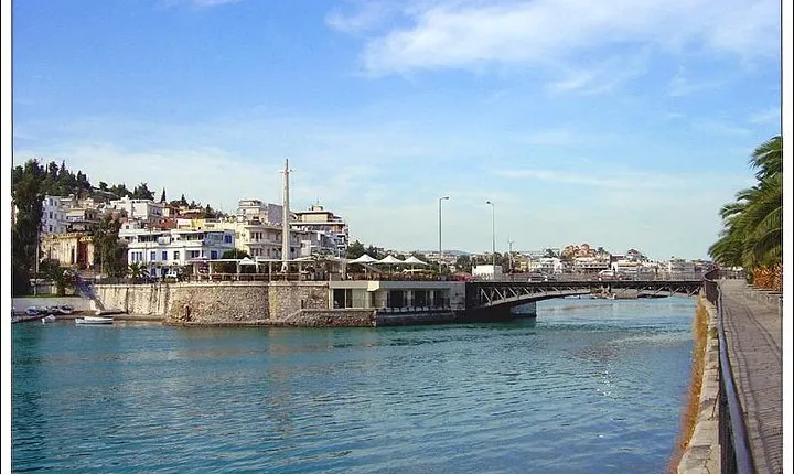 Thebes & Chalkida Island Private Tour from Athens