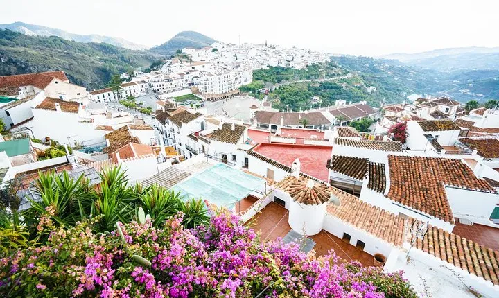 Skip the line Nerja & Frijiliana Day Trip from Granada in a small group